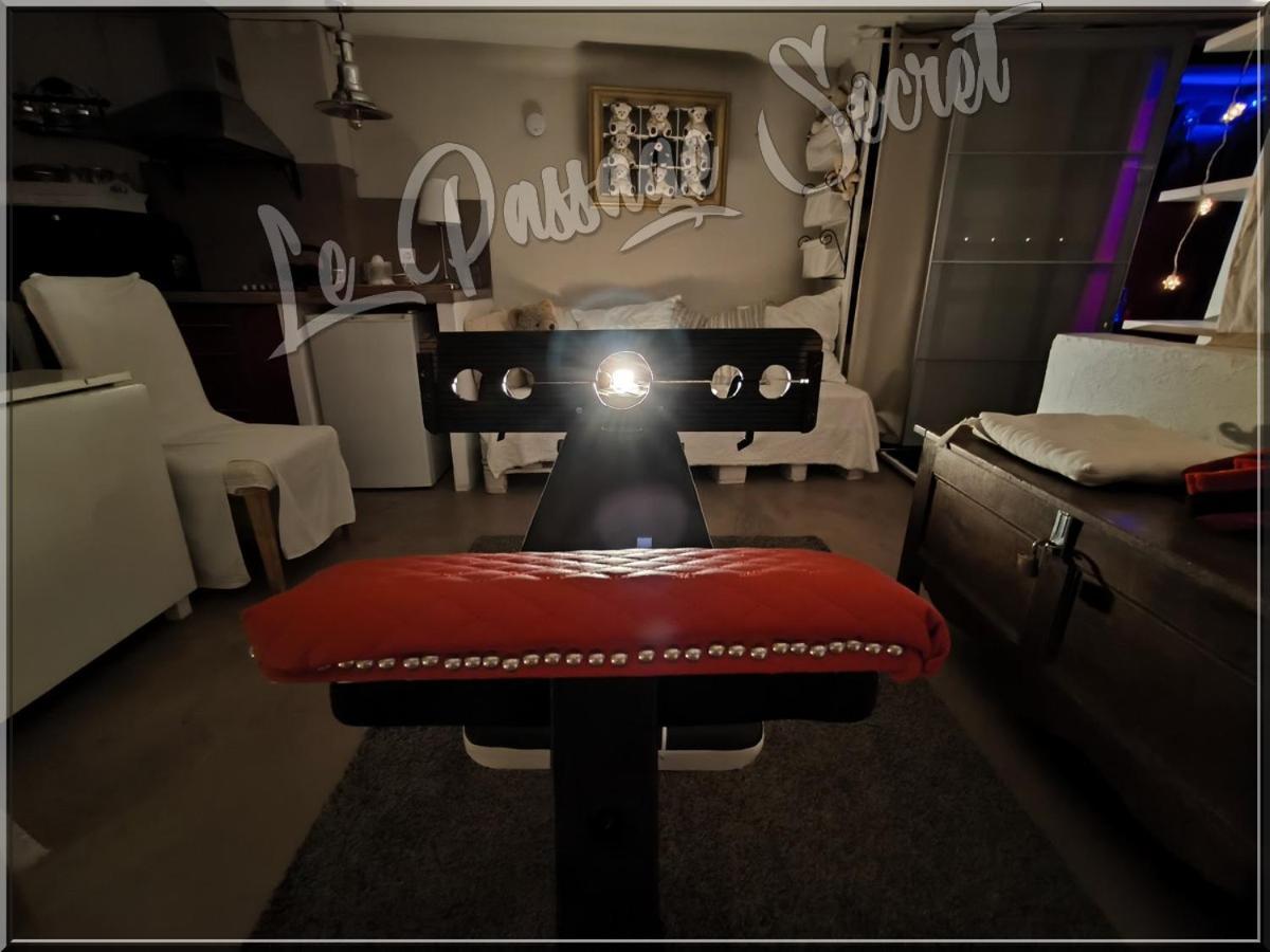 Love-Room Discret 40 M2 Bormes Les Mimosas Village Avec Terrasse Bormes-les-Mimosas Exterior foto