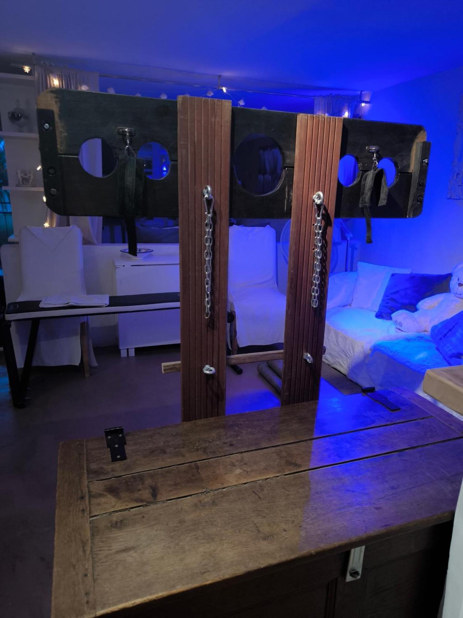 Love-Room Discret 40 M2 Bormes Les Mimosas Village Avec Terrasse Bormes-les-Mimosas Exterior foto