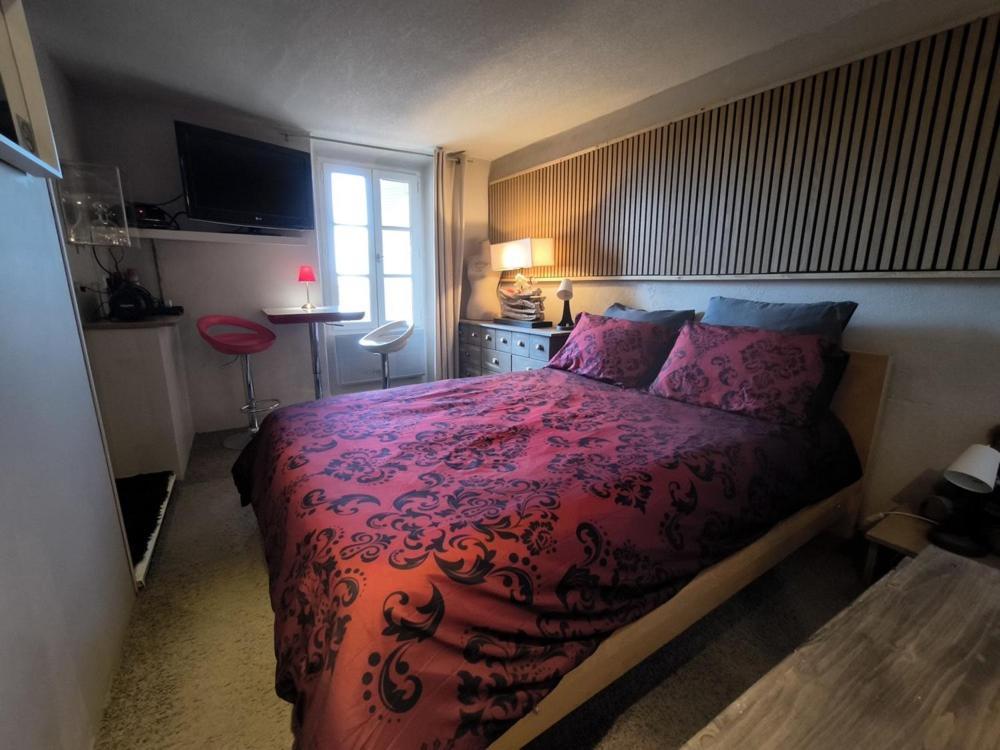 Love-Room Discret 40 M2 Bormes Les Mimosas Village Avec Terrasse Bormes-les-Mimosas Exterior foto