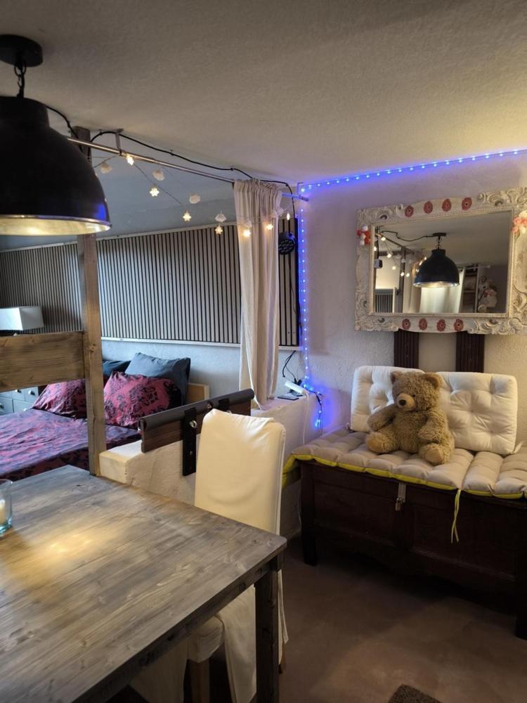 Love-Room Discret 40 M2 Bormes Les Mimosas Village Avec Terrasse Bormes-les-Mimosas Exterior foto